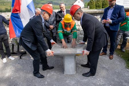 POSTAVITEV TEMELJNEGA KAMNA V ŠMIHELU 9.5.2022 - Valter Leban-7316